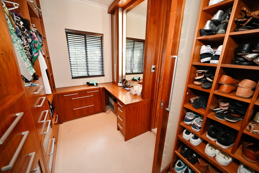 5 Bedroom Property for Sale in Vierlanden Western Cape